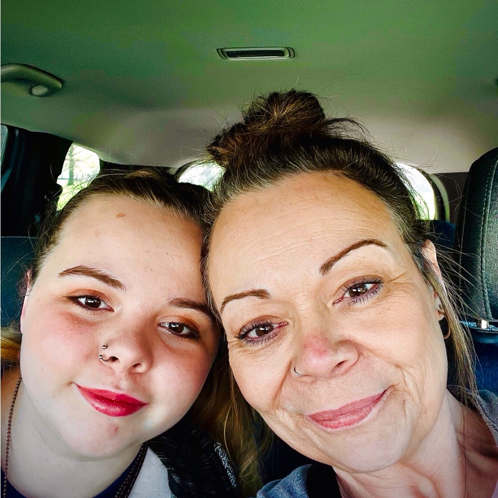 Meet your Posher, Melany